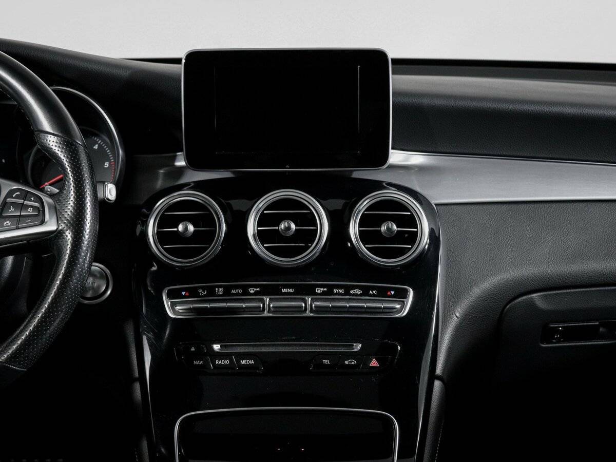 Mercedes-Benz GLC Coupe с пробегом — 2017 год. Фото: #12