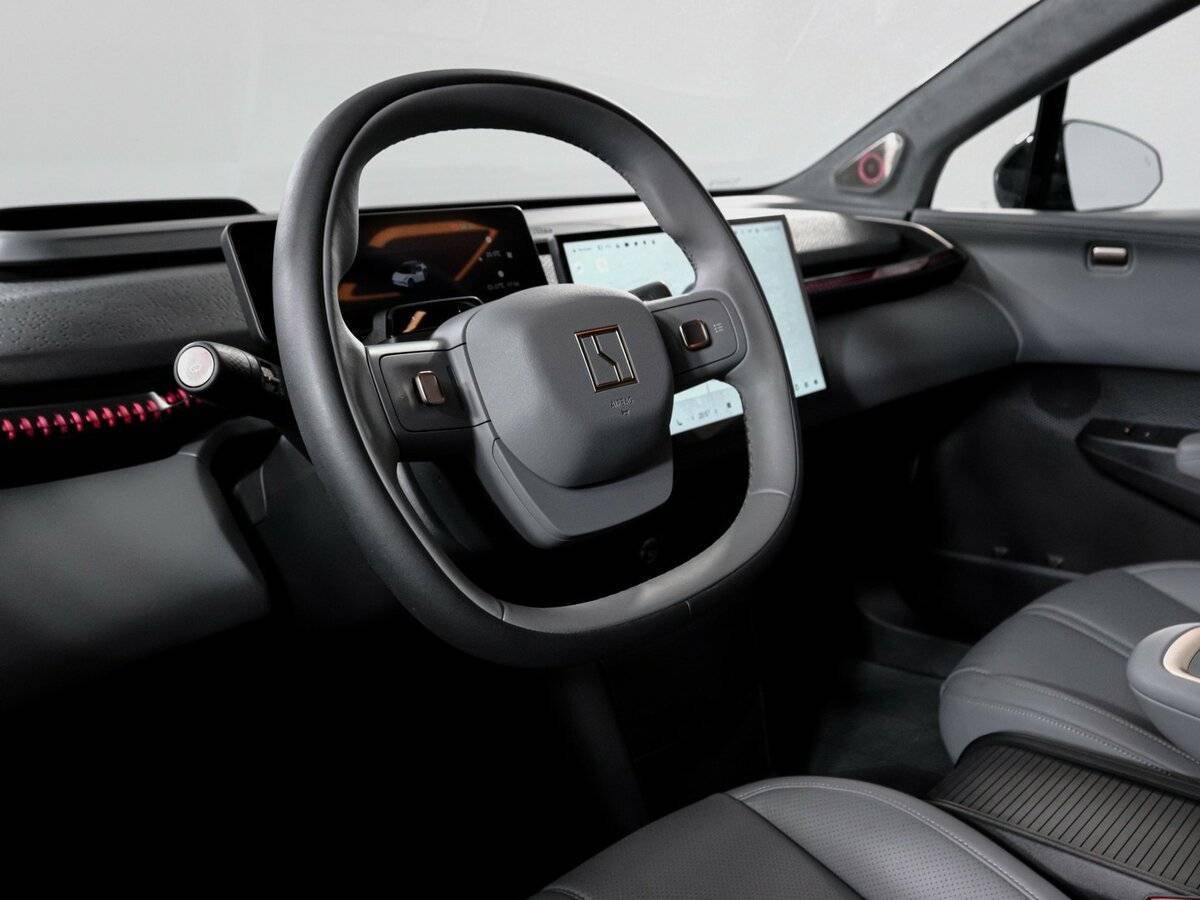 Zeekr X с пробегом — 2023 год. Фото: #13