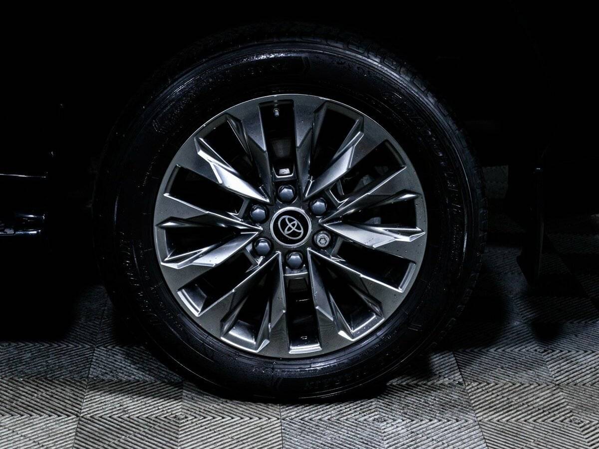 Toyota Land Cruiser с пробегом — 2021 год. Фото: #14