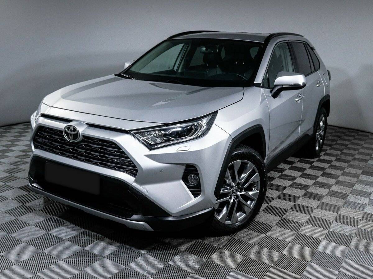Toyota RAV4 с пробегом — 2021 год. Фото: #16