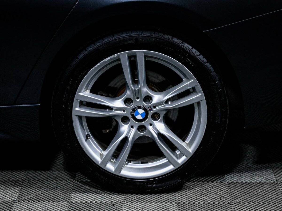 BMW 3 серии с пробегом — 2017 год. Фото: #14