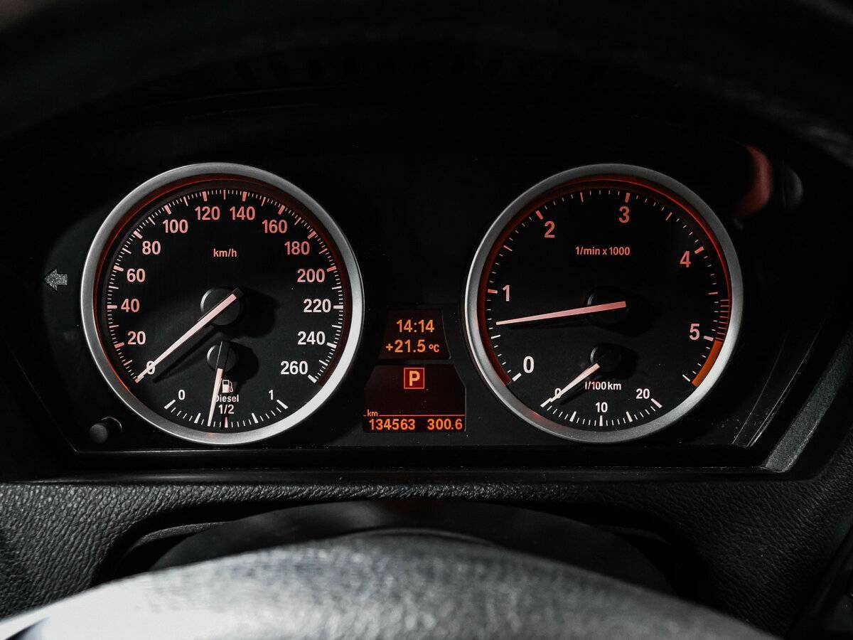 BMW X6 с пробегом — 2013 год. Фото: #9