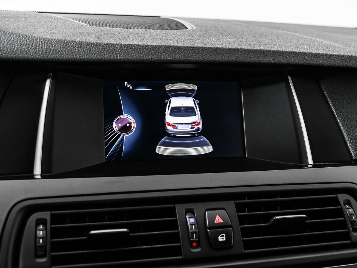 BMW 5 серии с пробегом — 2015 год. Фото: #13