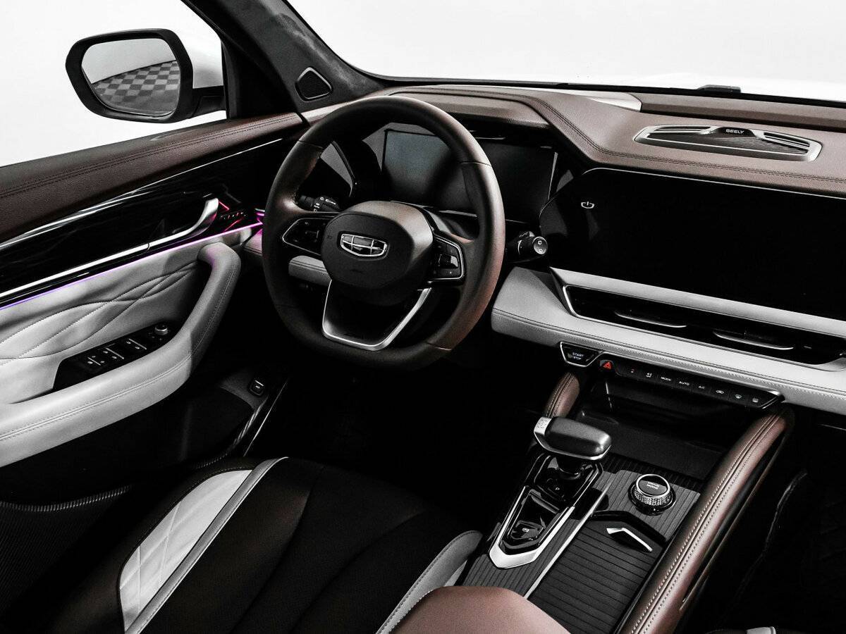 Geely Monjaro с пробегом — 2023 год. Фото: #8