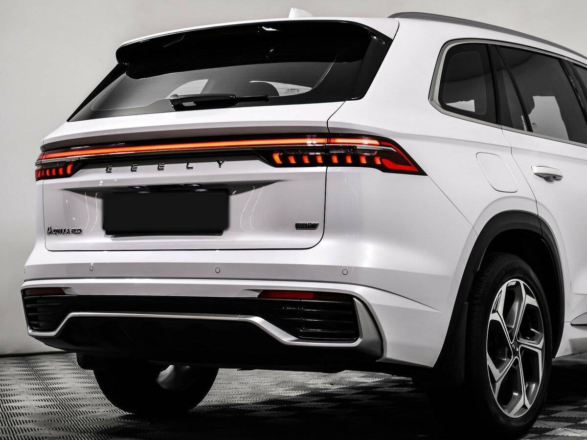 Geely Monjaro с пробегом — 2023 год. Фото: #28