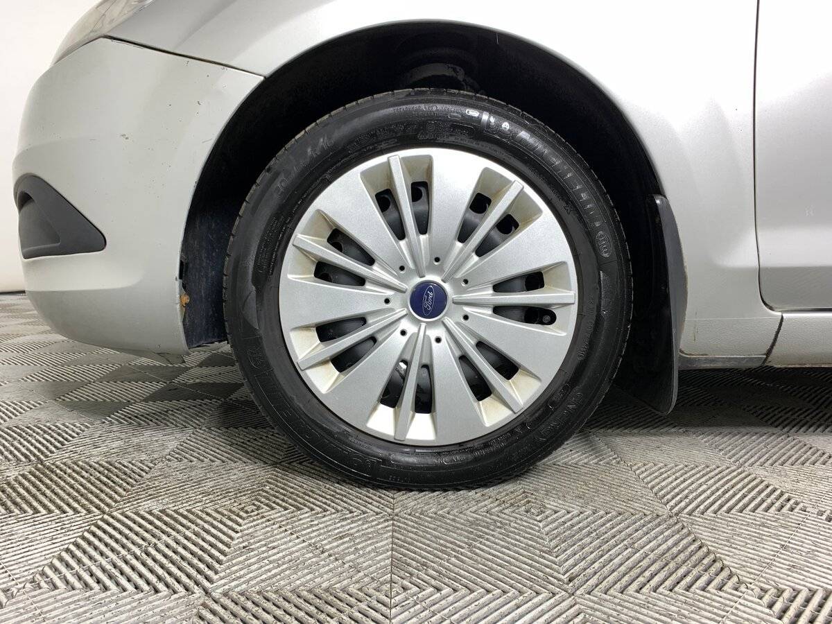 Ford Focus с пробегом — 2009 год. Фото: #5