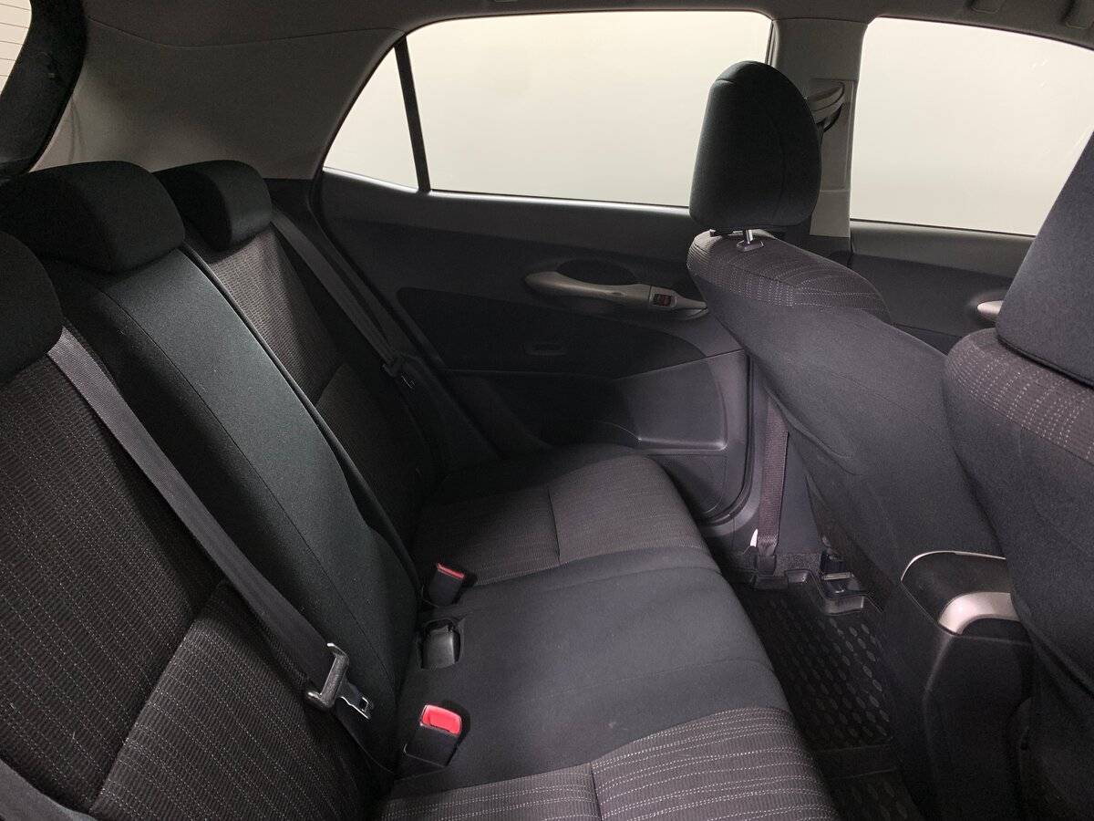 Toyota Auris с пробегом — 2007 год. Фото: #16