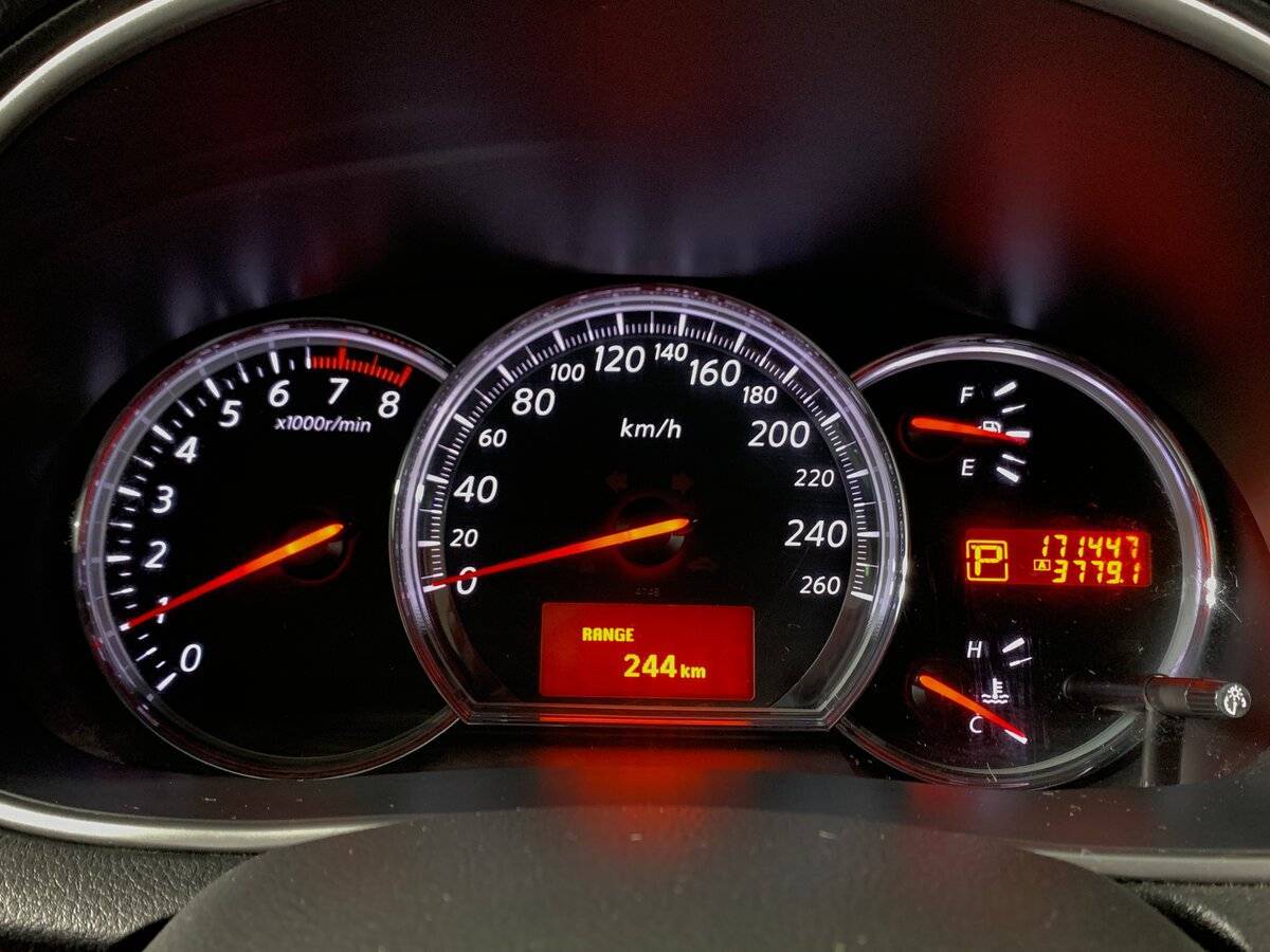 Nissan Teana с пробегом — 2009 год. Фото: #13