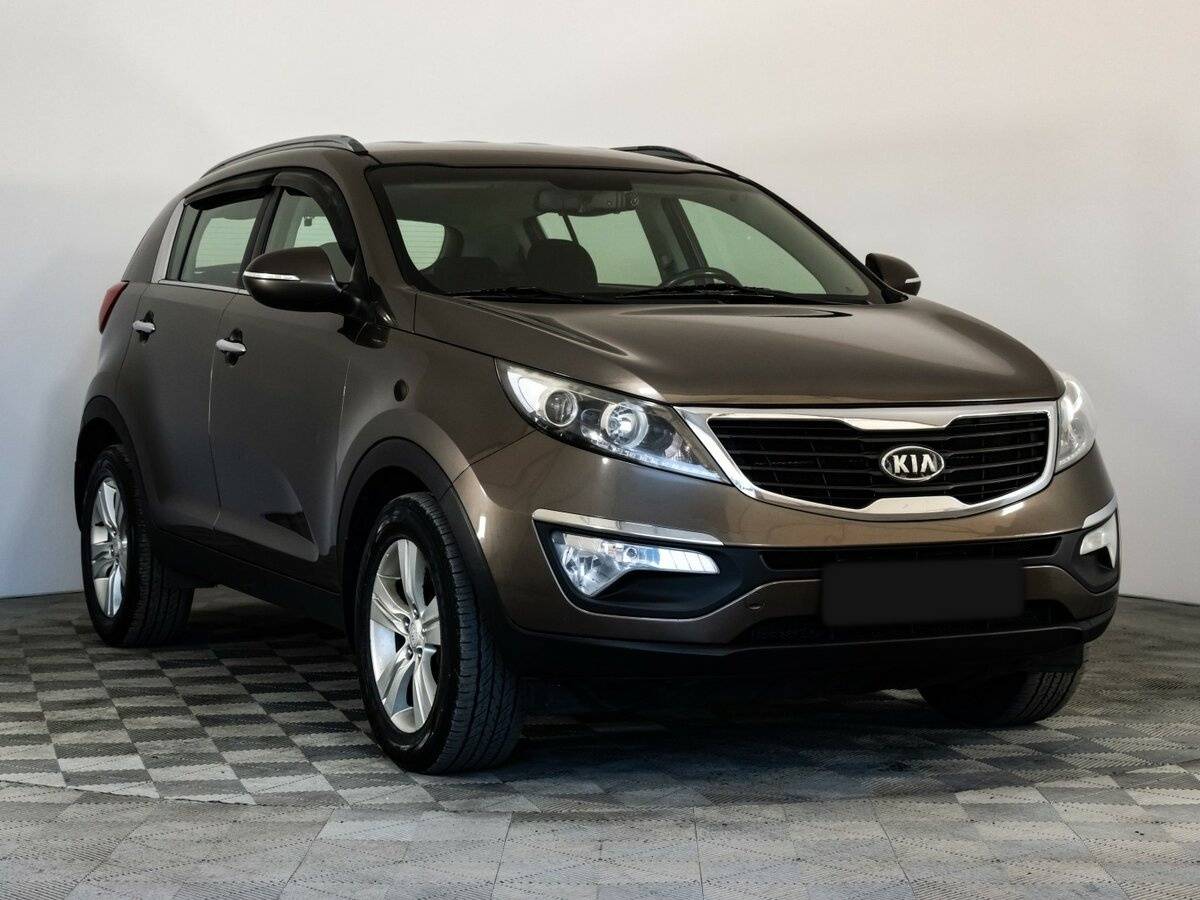 Kia Sportage с пробегом — 2010 год. Фото: #2