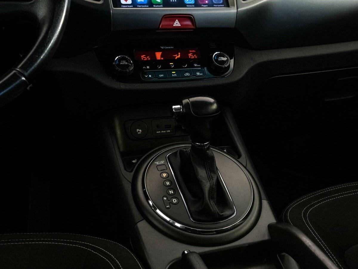 Kia Sportage с пробегом — 2010 год. Фото: #10