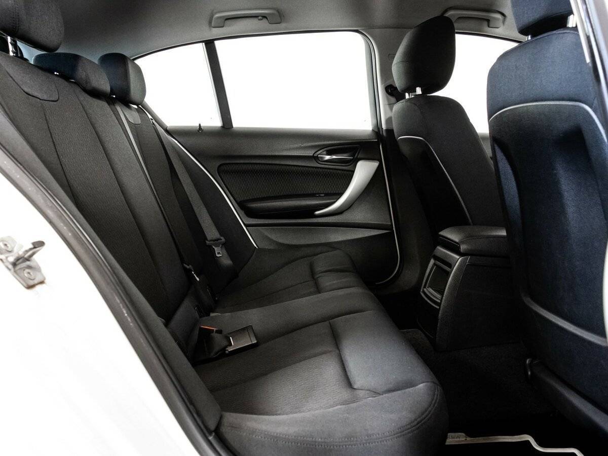 BMW 1 серии с пробегом — 2013 год. Фото: #12