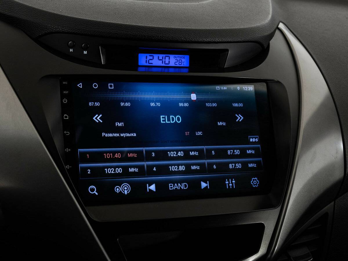 Hyundai Elantra с пробегом — 2011 год. Фото: #11