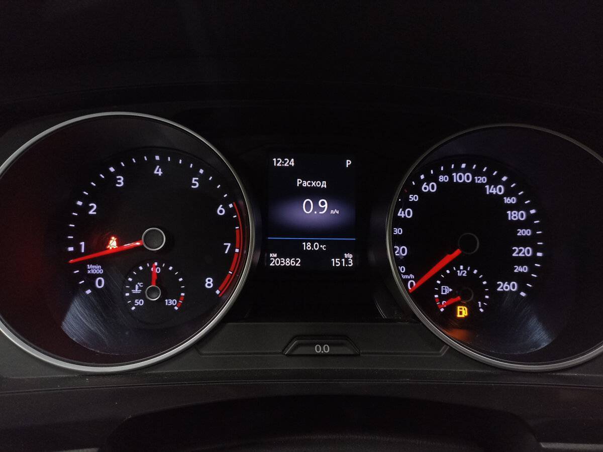 Volkswagen Tiguan с пробегом — 2017 год. Фото: #12