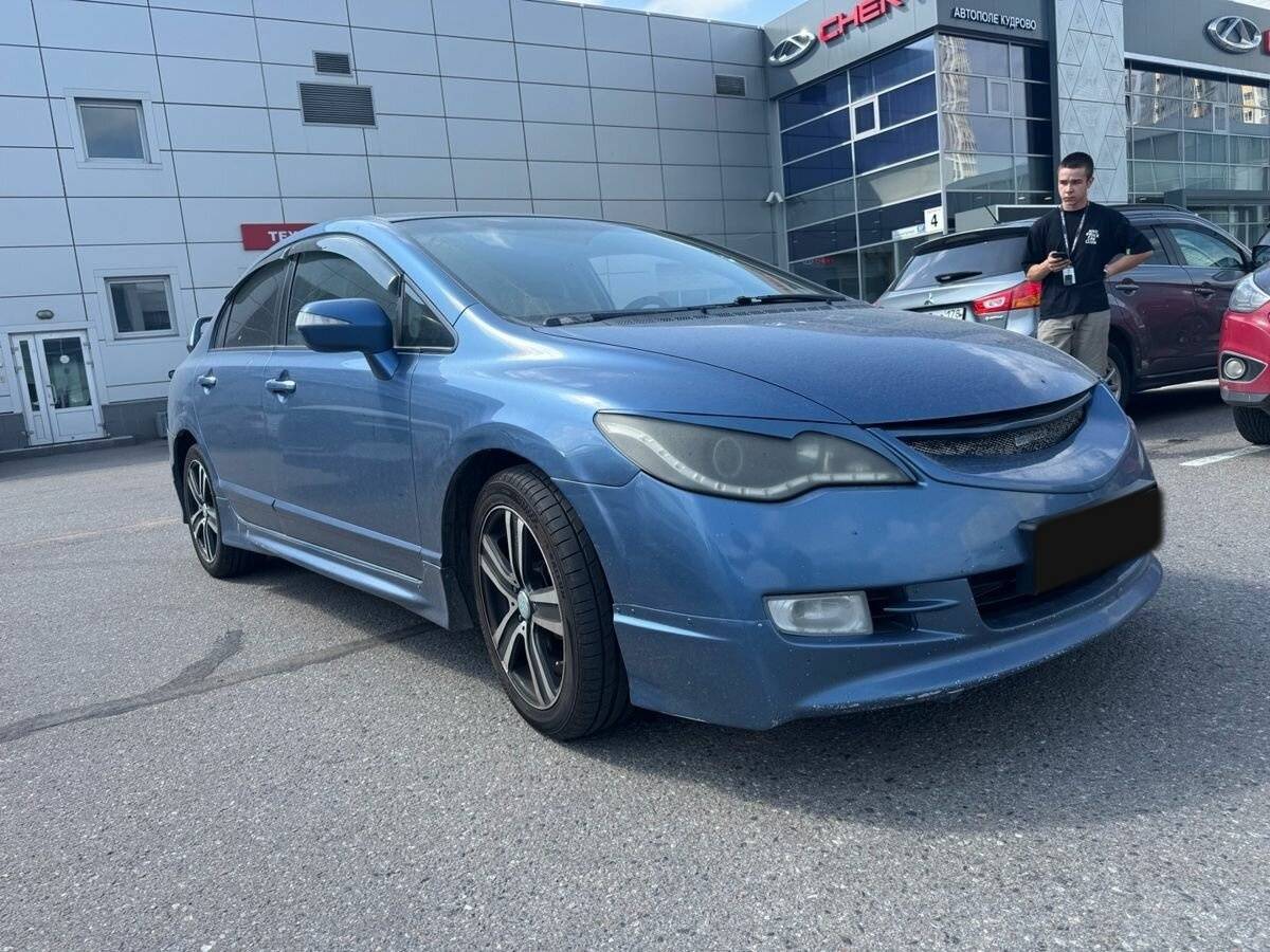 Honda Civic с пробегом — 2007 год. Фото: #1