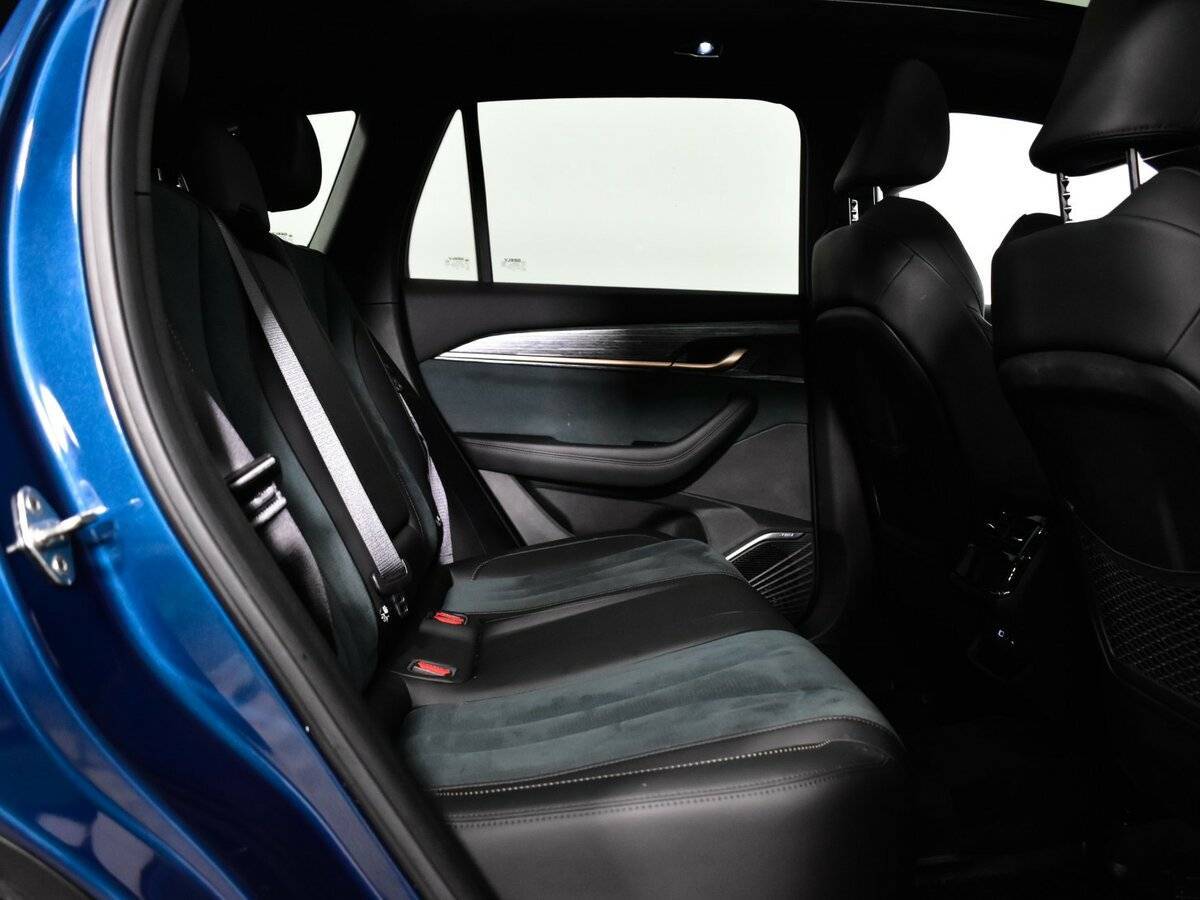 Geely Monjaro с пробегом — 2024 год. Фото: #9