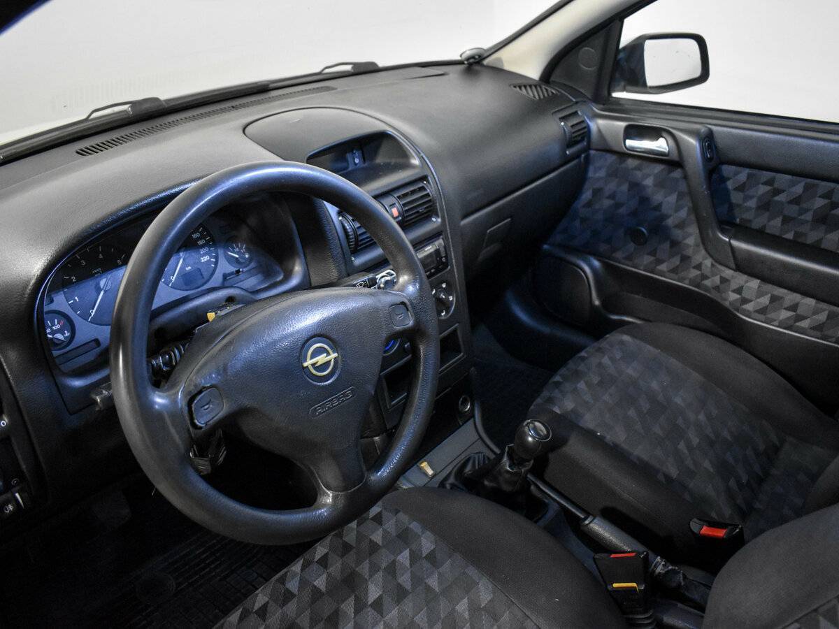 Opel Astra с пробегом — 1998 год. Фото: #8
