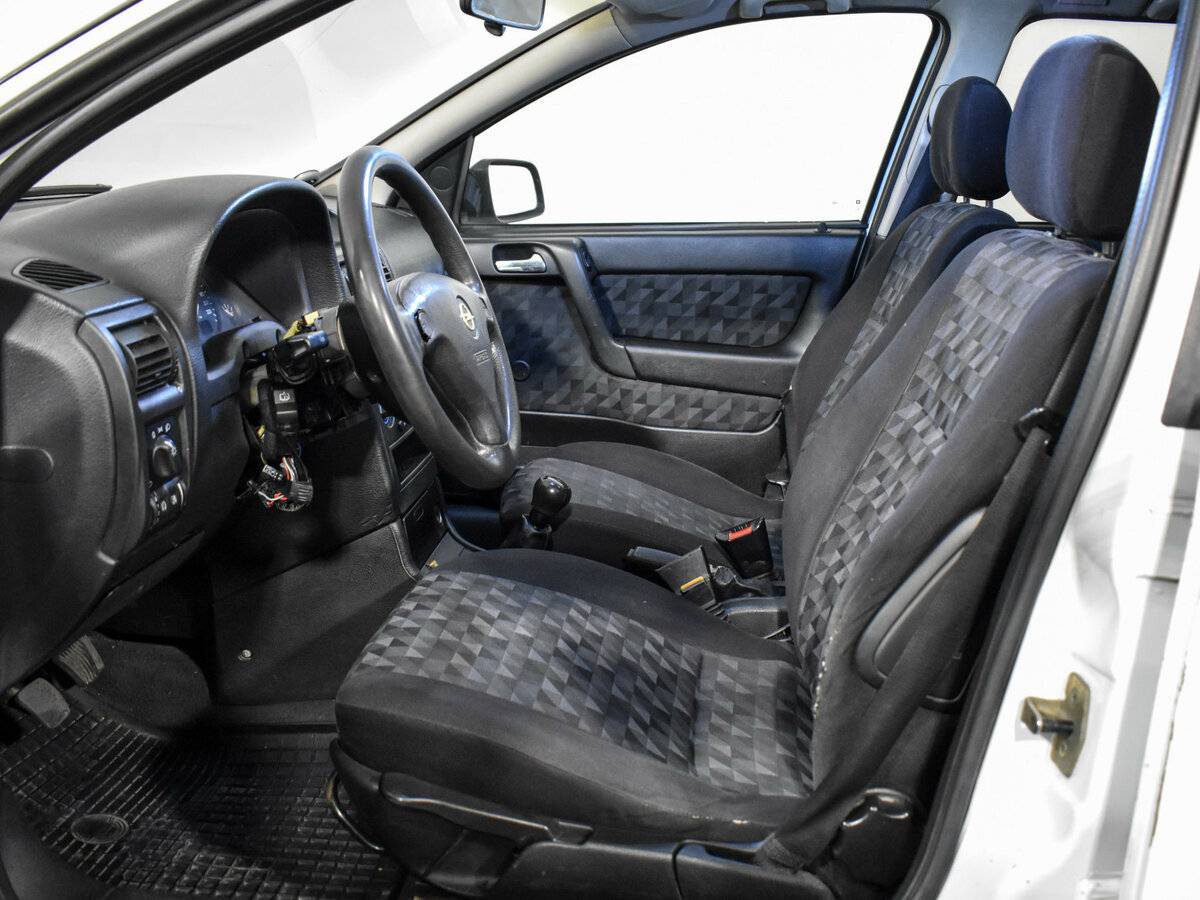 Opel Astra с пробегом — 1998 год. Фото: #9