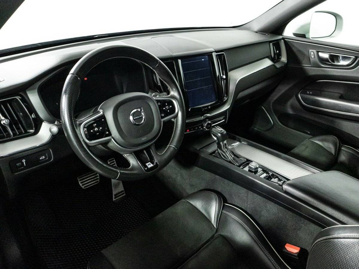Volvo XC60 с пробегом — 2018 год. Фото: #10