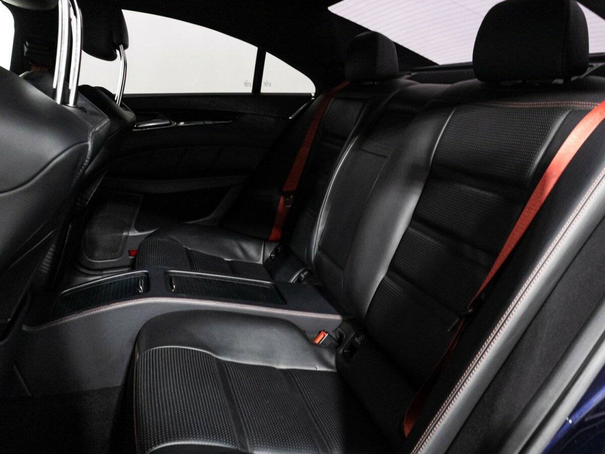 Mercedes-Benz CLS с пробегом — 2015 год. Фото: #9