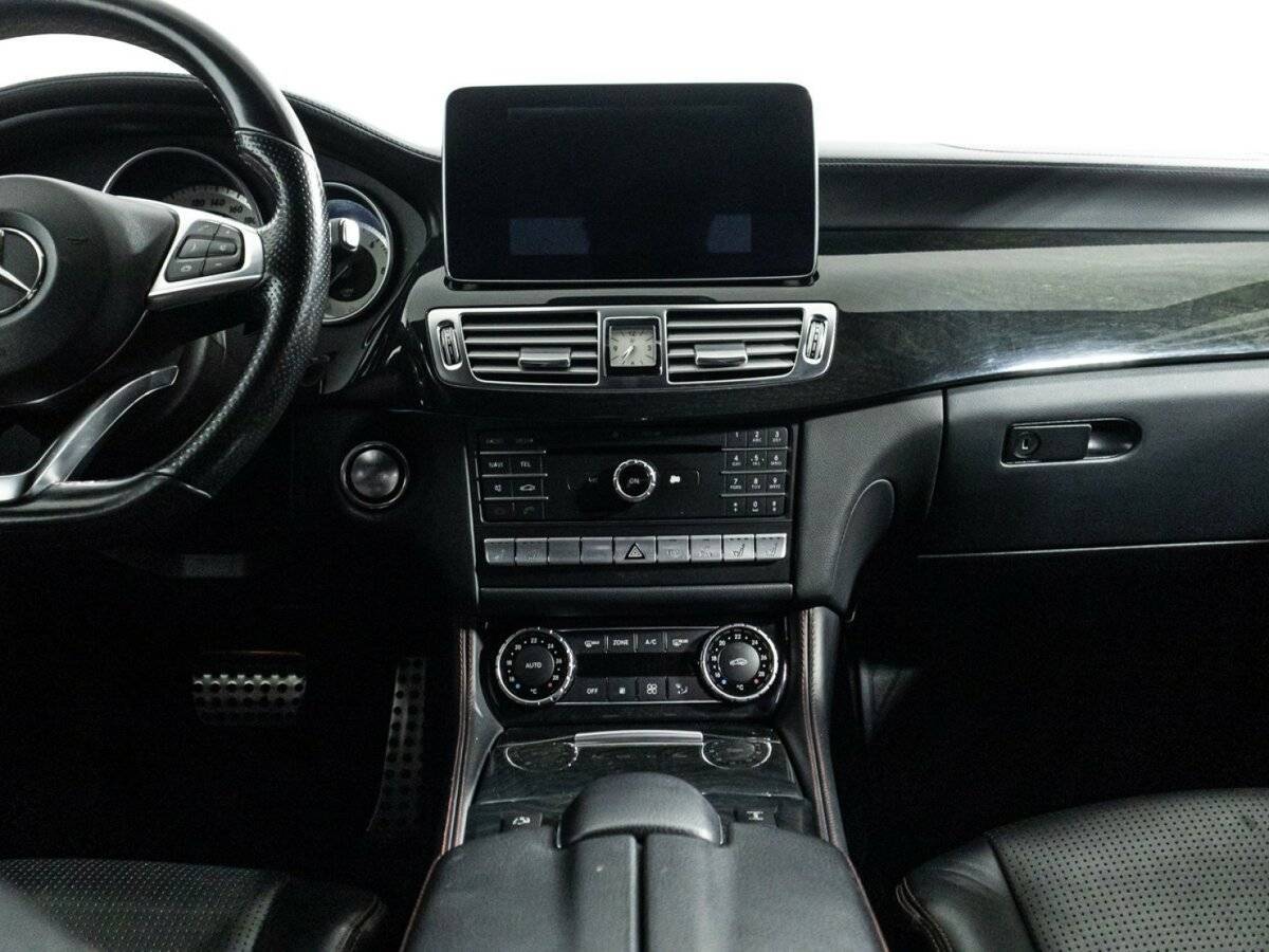 Mercedes-Benz CLS с пробегом — 2015 год. Фото: #13