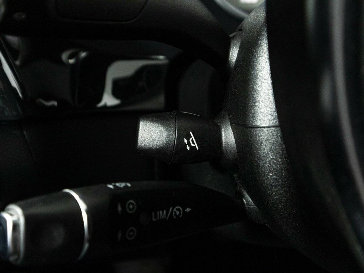 Mercedes-Benz CLS с пробегом — 2015 год. Фото: #23