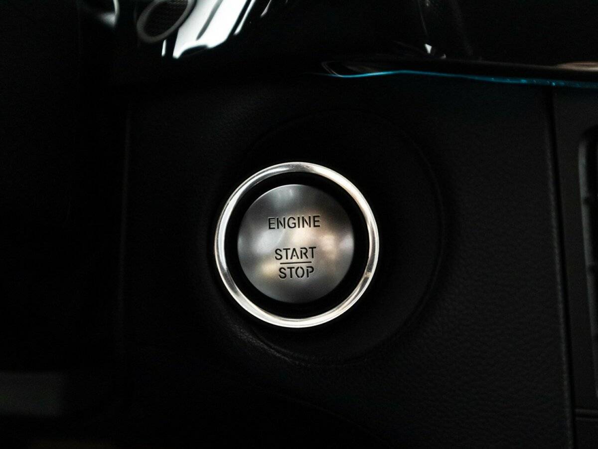 Mercedes-Benz CLS с пробегом — 2015 год. Фото: #24