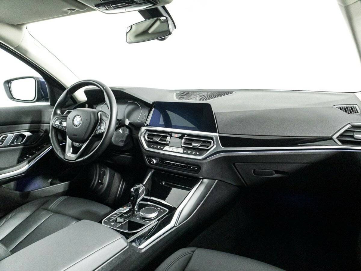 BMW 3 серии с пробегом — 2020 год. Фото: #8