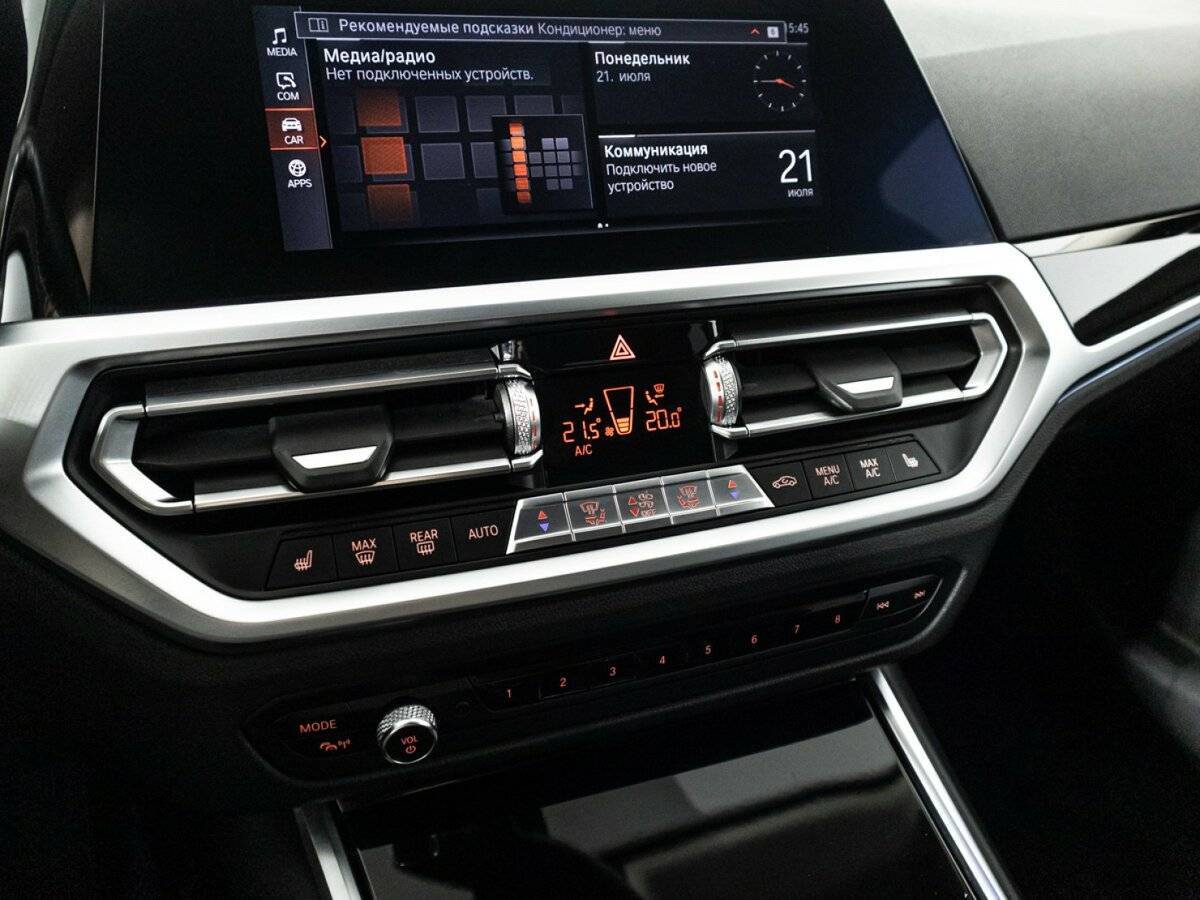 BMW 3 серии с пробегом — 2020 год. Фото: #16