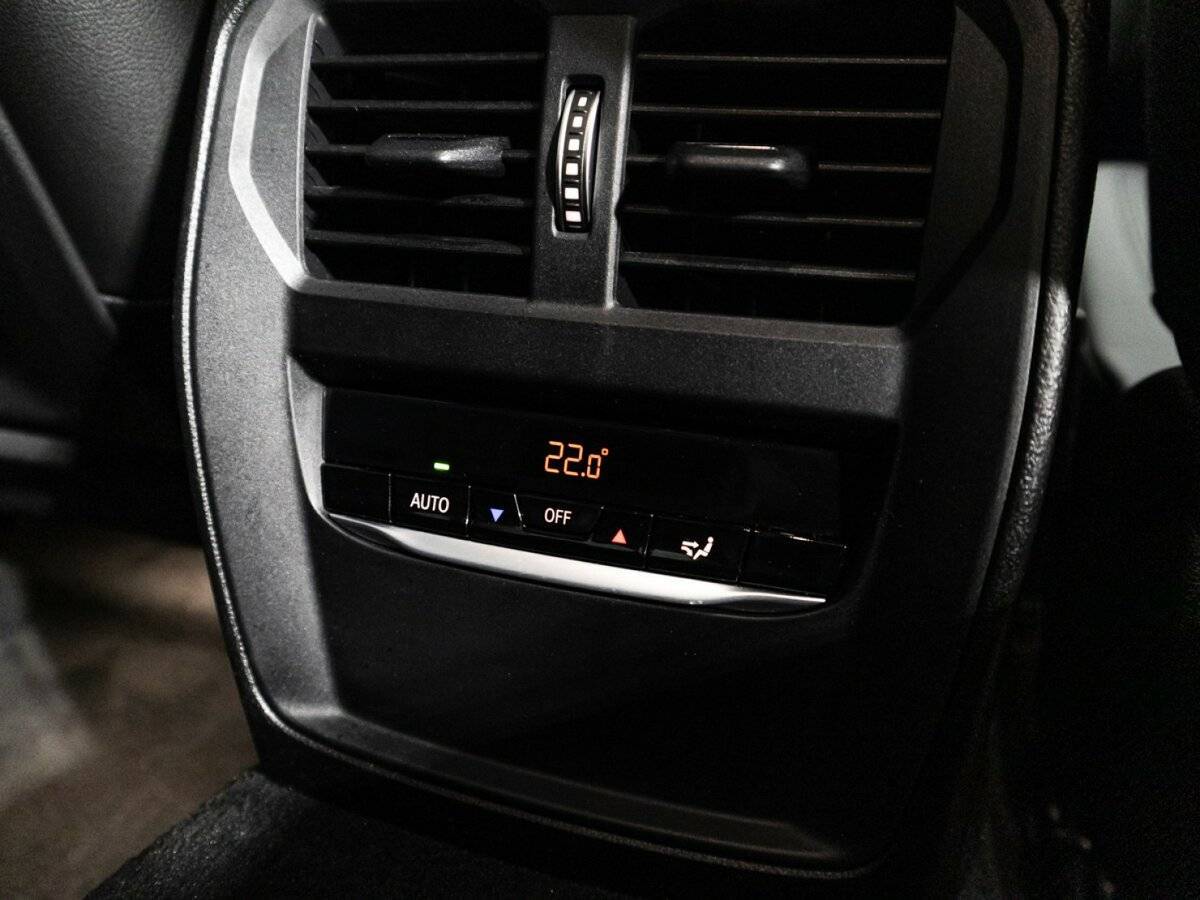 BMW 3 серии с пробегом — 2020 год. Фото: #21