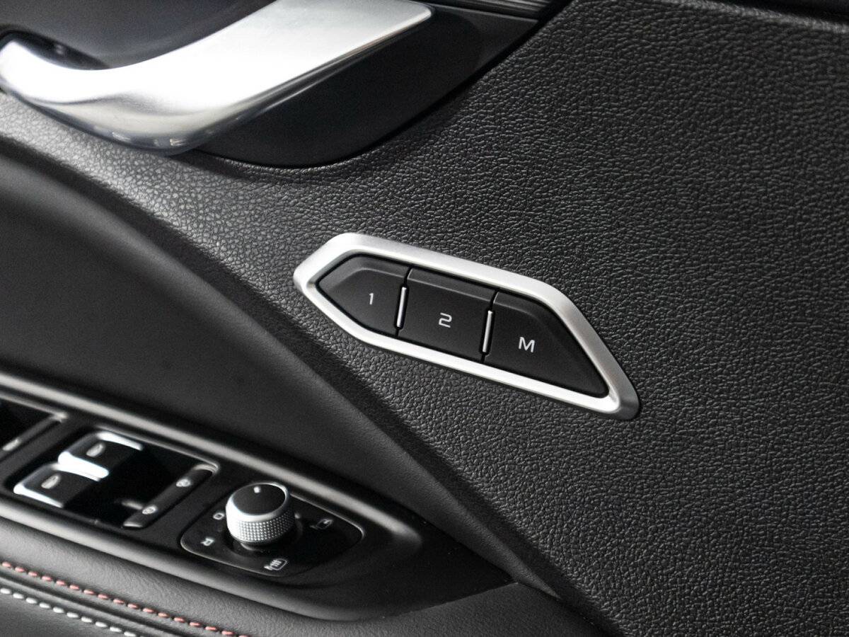 Geely Tugella с пробегом — 2022 год. Фото: #16