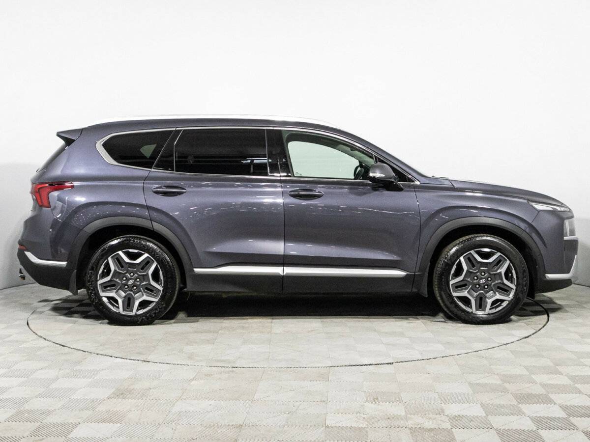 Hyundai Santa Fe с пробегом — 2021 год. Фото: #3