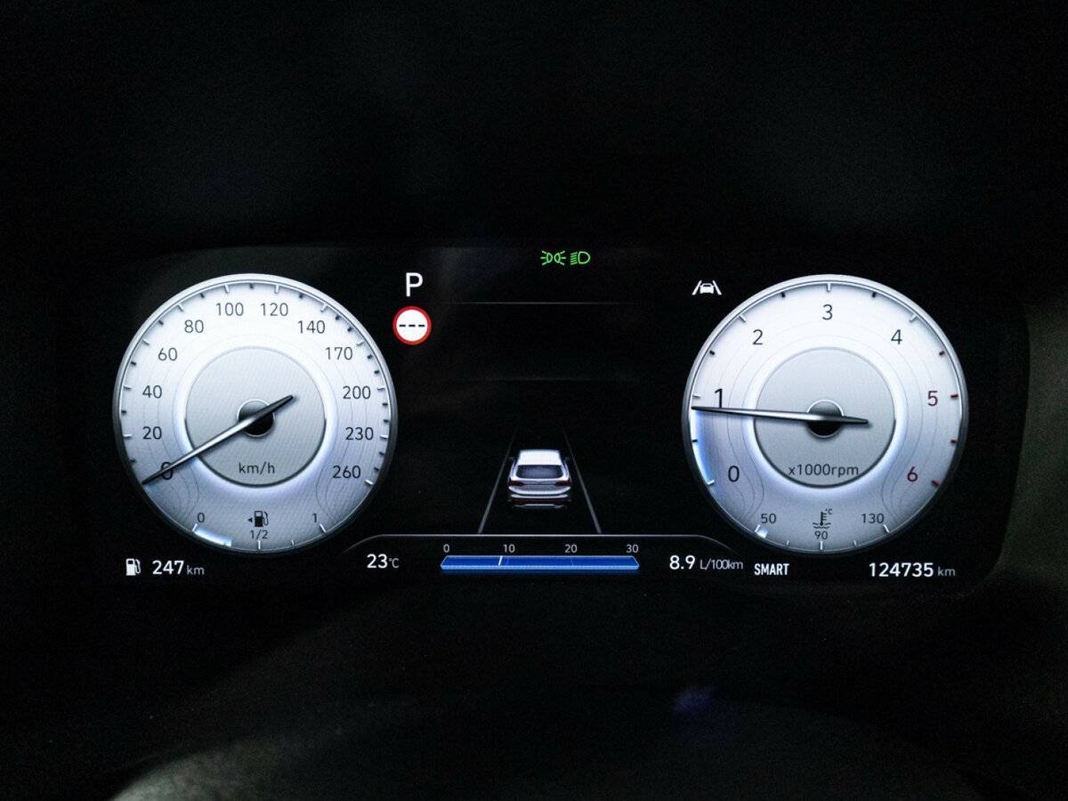 Hyundai Santa Fe с пробегом — 2021 год. Фото: #11