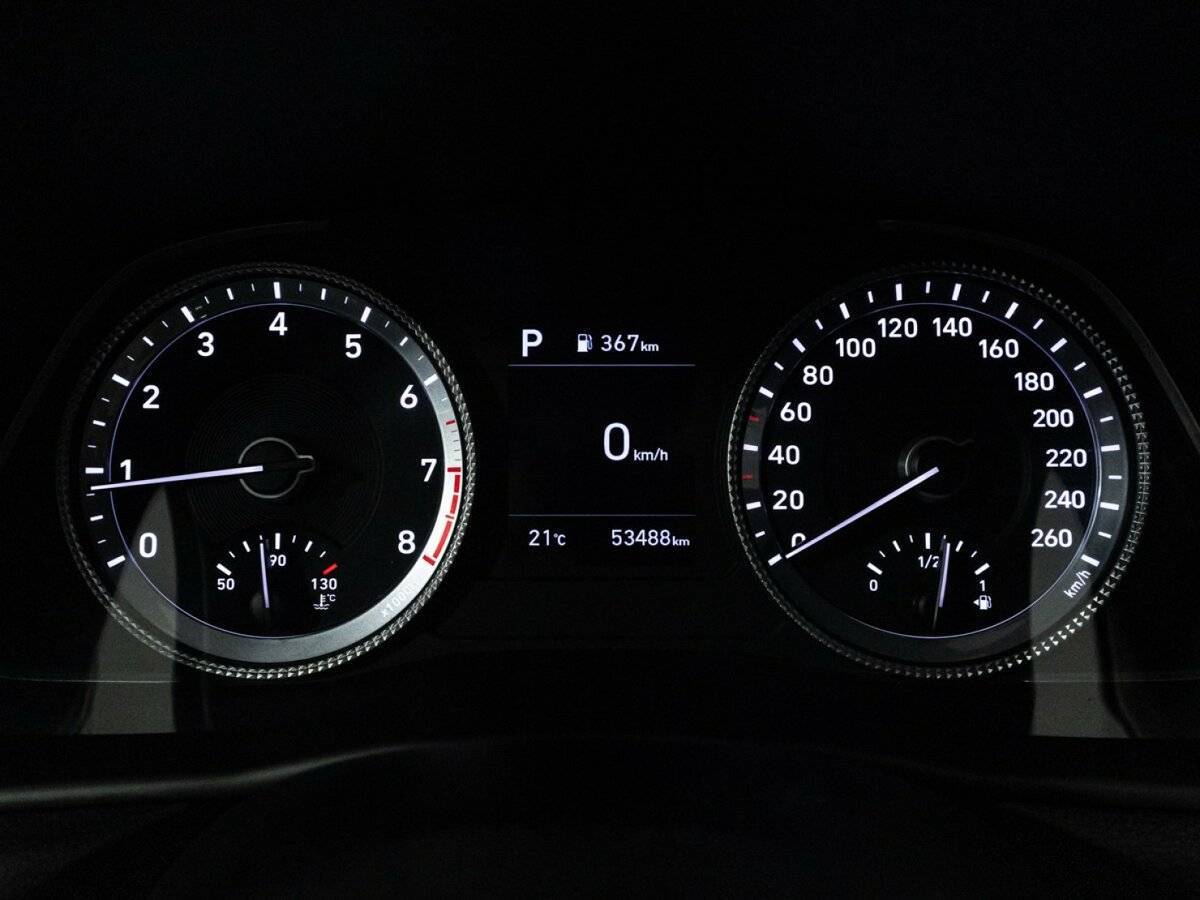 Hyundai Sonata с пробегом — 2020 год. Фото: #11