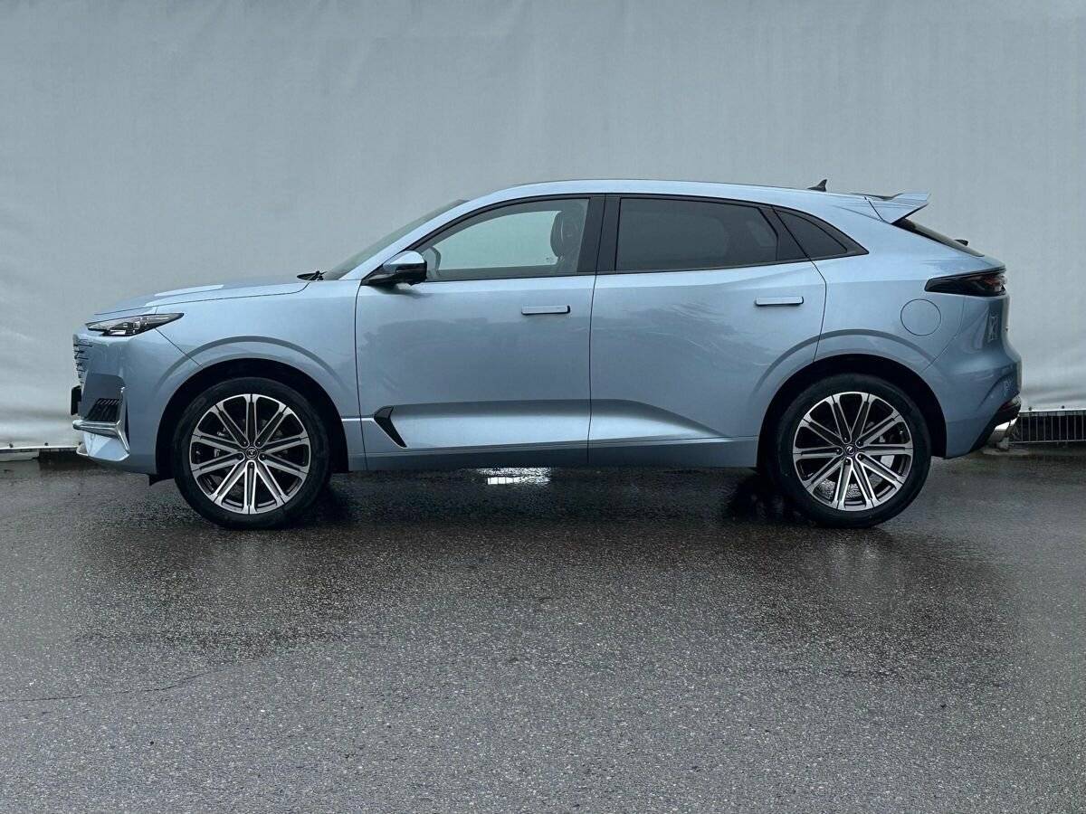 Changan UNI-K с пробегом — 2024 год. Фото: #7