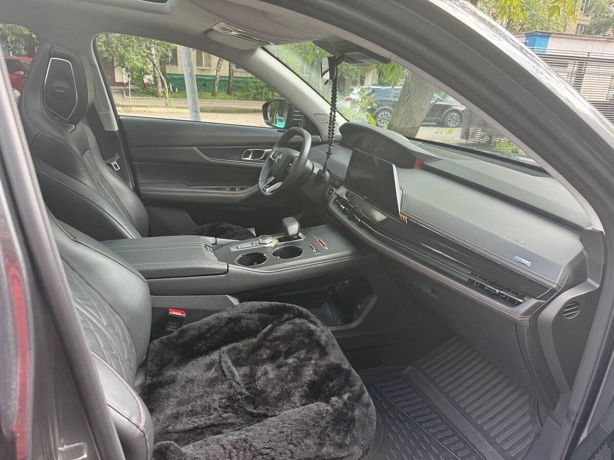 Changan UNI-K с пробегом — 2024 год. Фото: #4