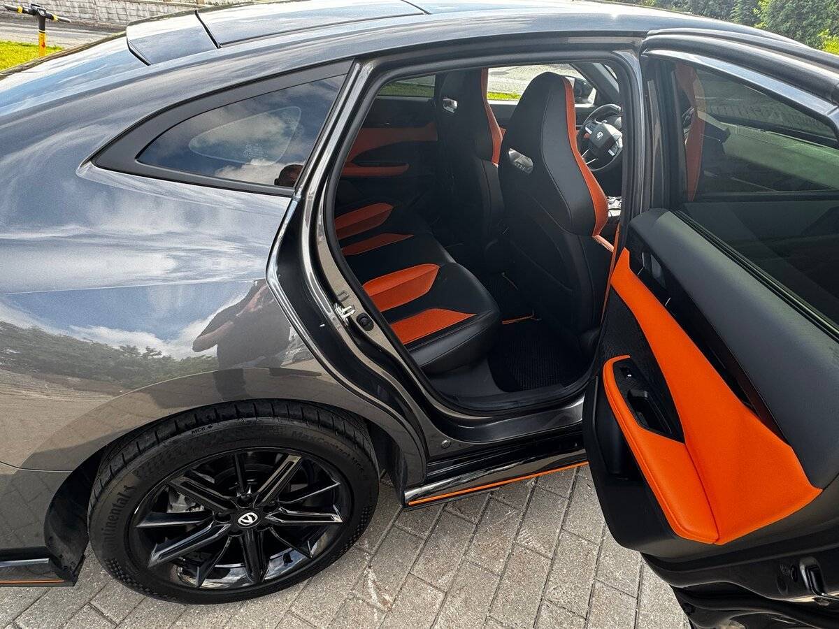 Changan UNI-V с пробегом — 2023 год. Фото: #10