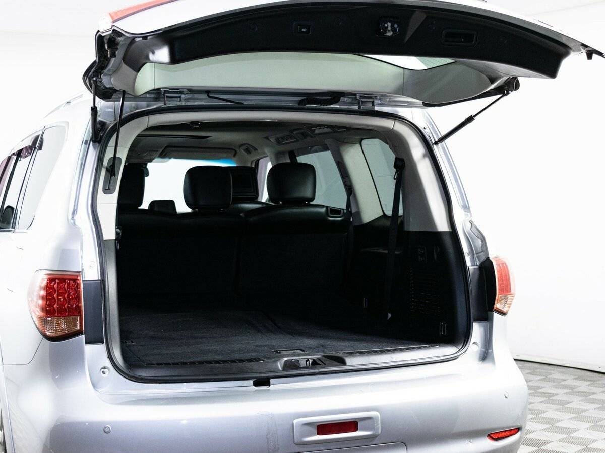 Infiniti QX56 с пробегом — 2012 год. Фото: #8