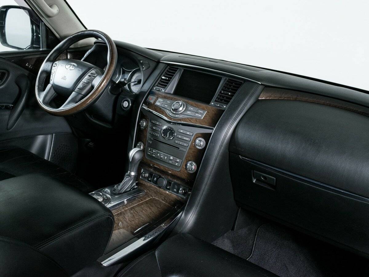 Infiniti QX56 с пробегом — 2012 год. Фото: #11