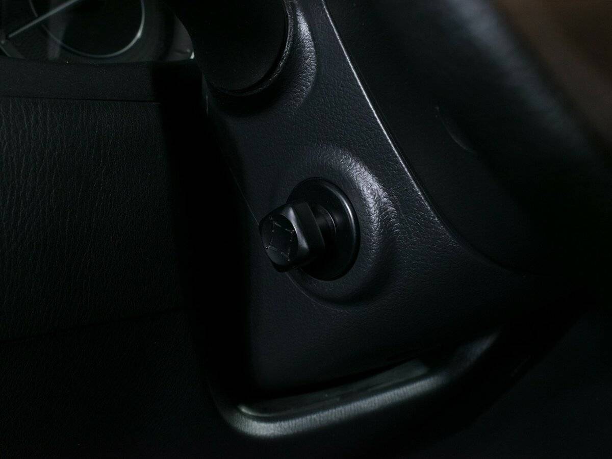 Infiniti QX56 с пробегом — 2012 год. Фото: #17