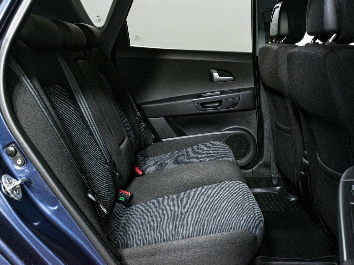 Kia Ceed с пробегом — 2009 год. Фото: #9