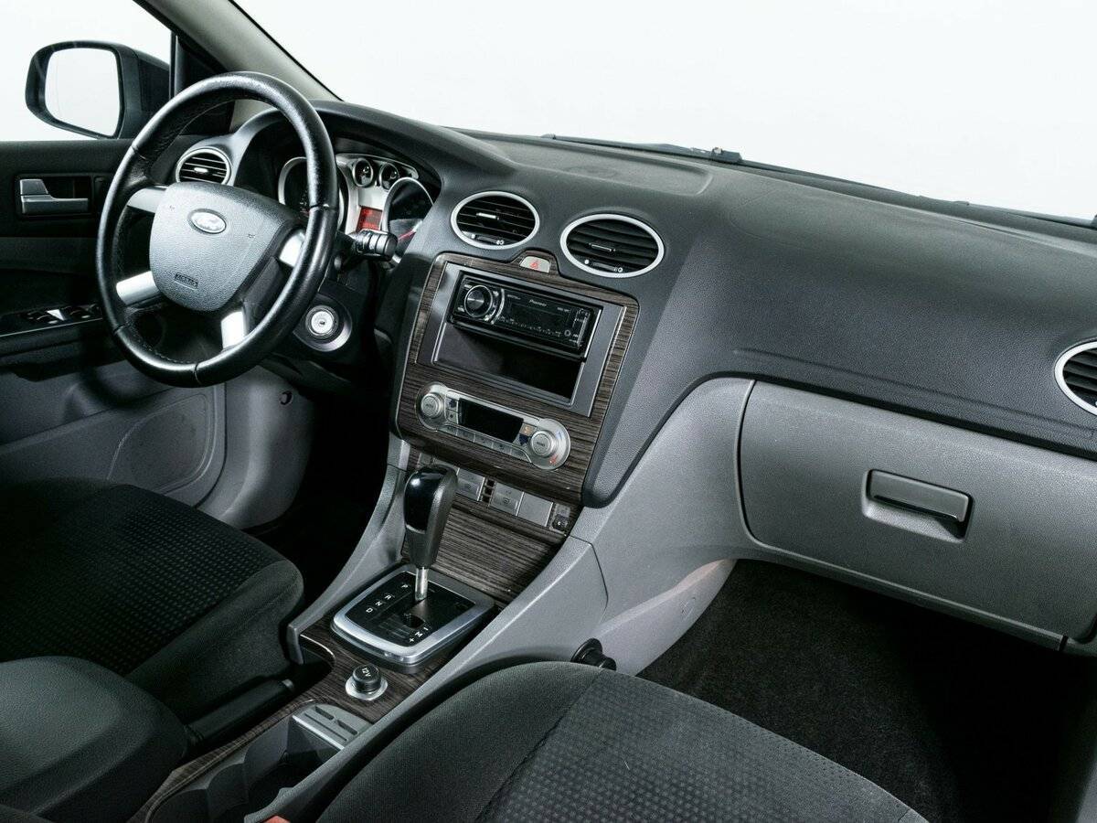 Ford Focus с пробегом — 2008 год. Фото: #7