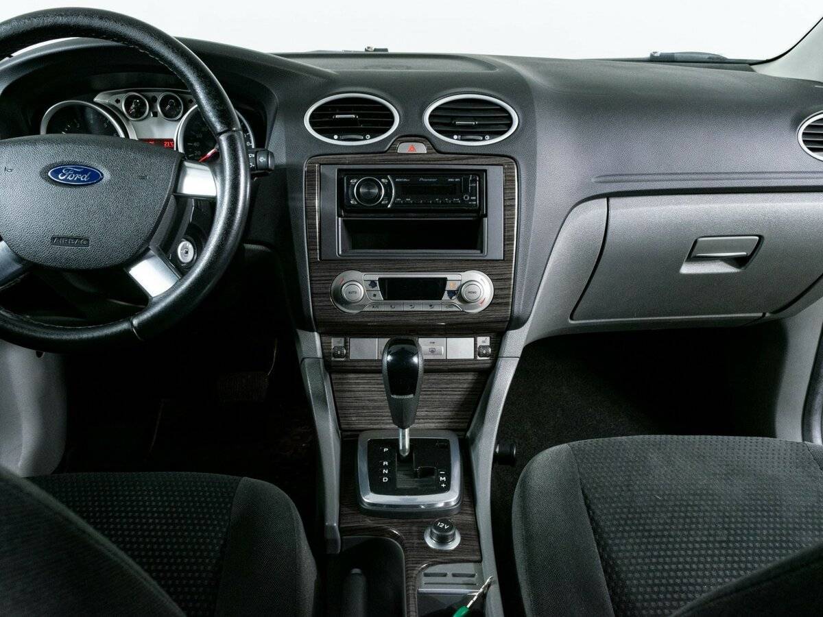 Ford Focus с пробегом — 2008 год. Фото: #8