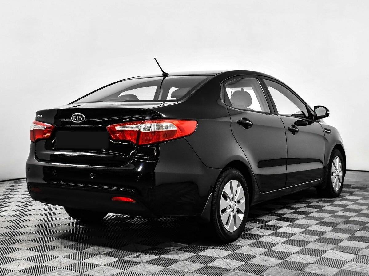 Kia Rio с пробегом — 2012 год. Фото: #4