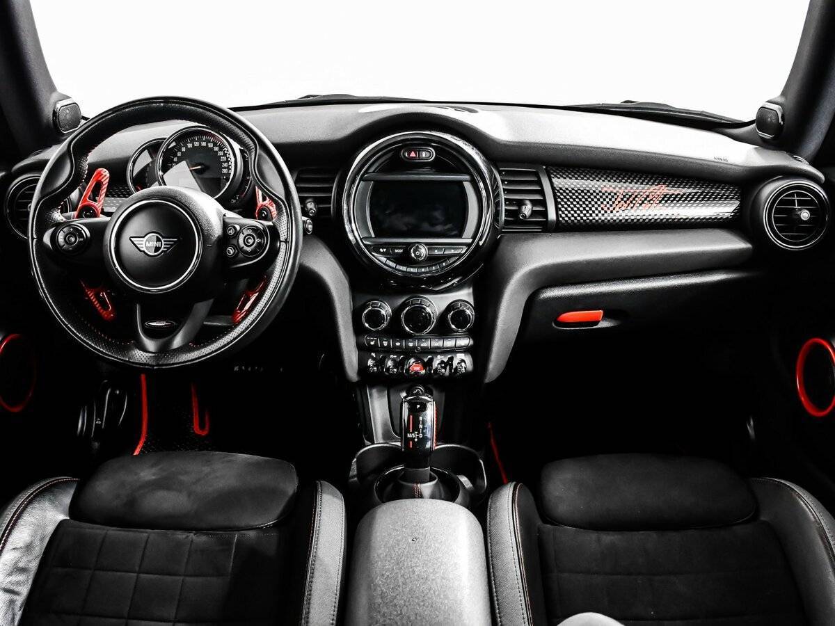 Mini Hatch с пробегом — 2019 год. Фото: #10