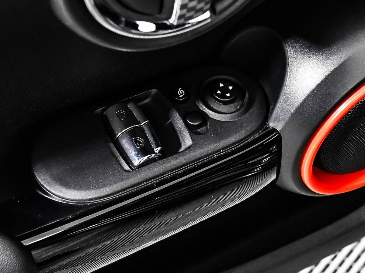 Mini Hatch с пробегом — 2019 год. Фото: #17