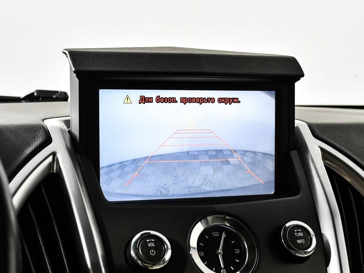 Cadillac SRX с пробегом — 2011 год. Фото: #15