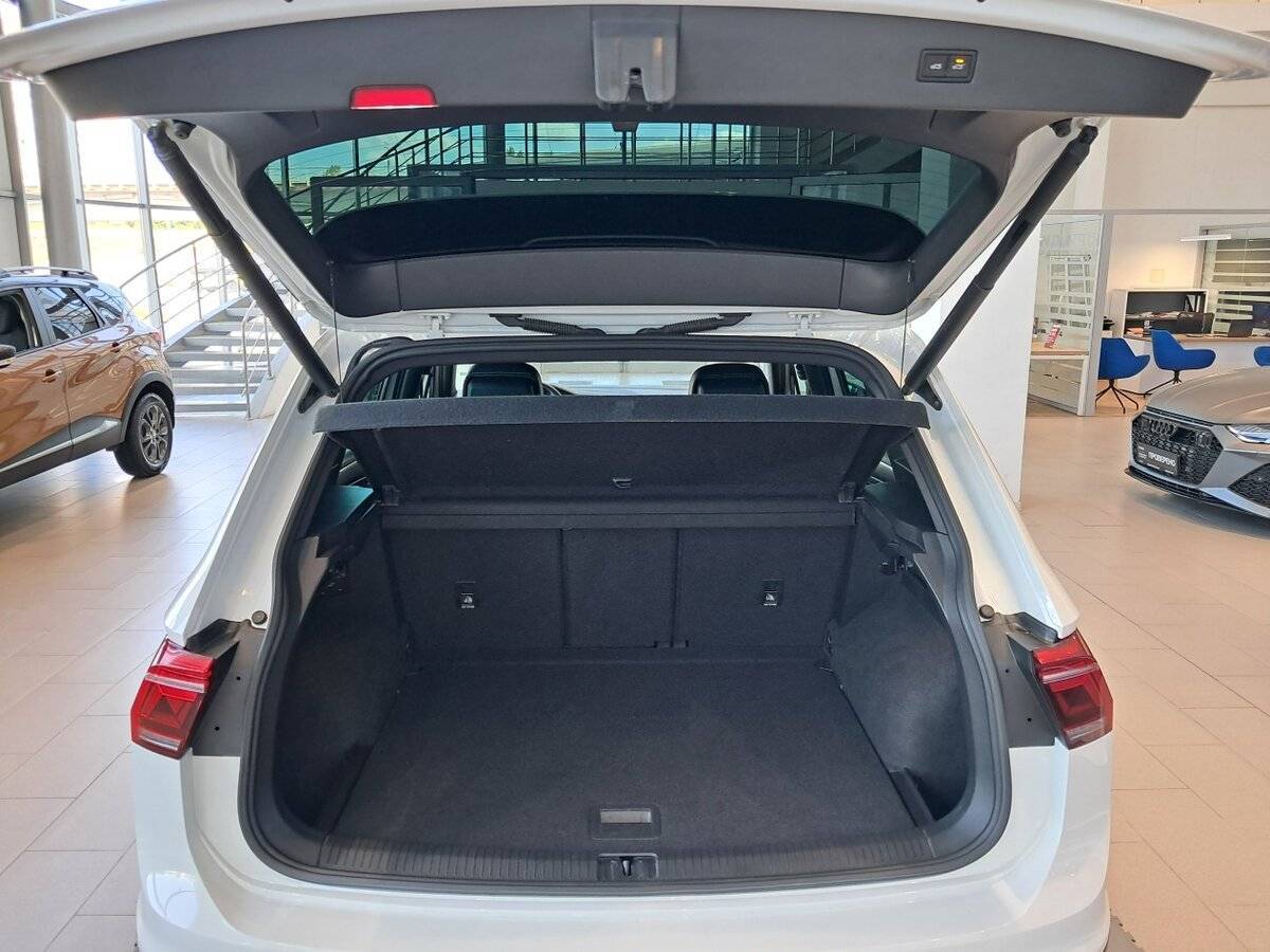 Volkswagen Tiguan с пробегом — 2021 год. Фото: #9