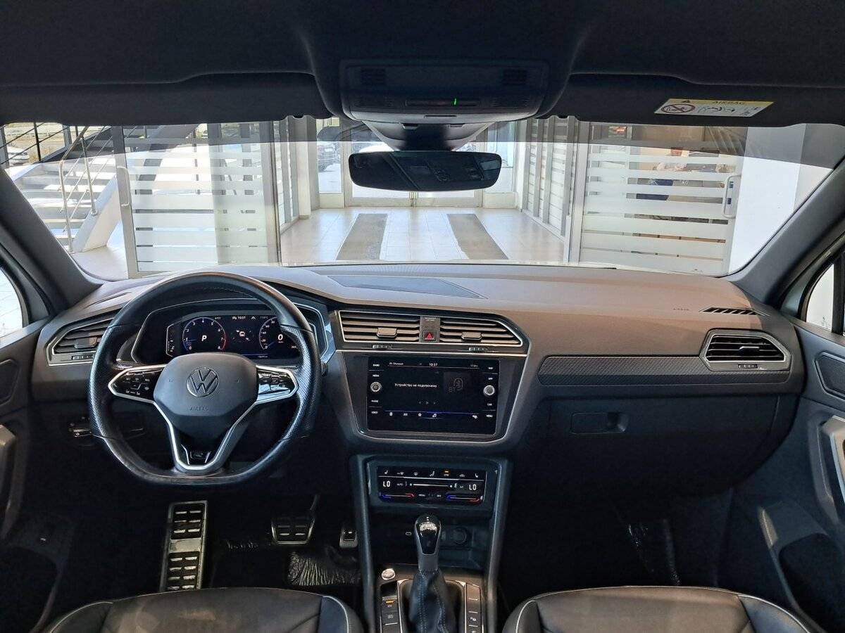 Volkswagen Tiguan с пробегом — 2021 год. Фото: #13