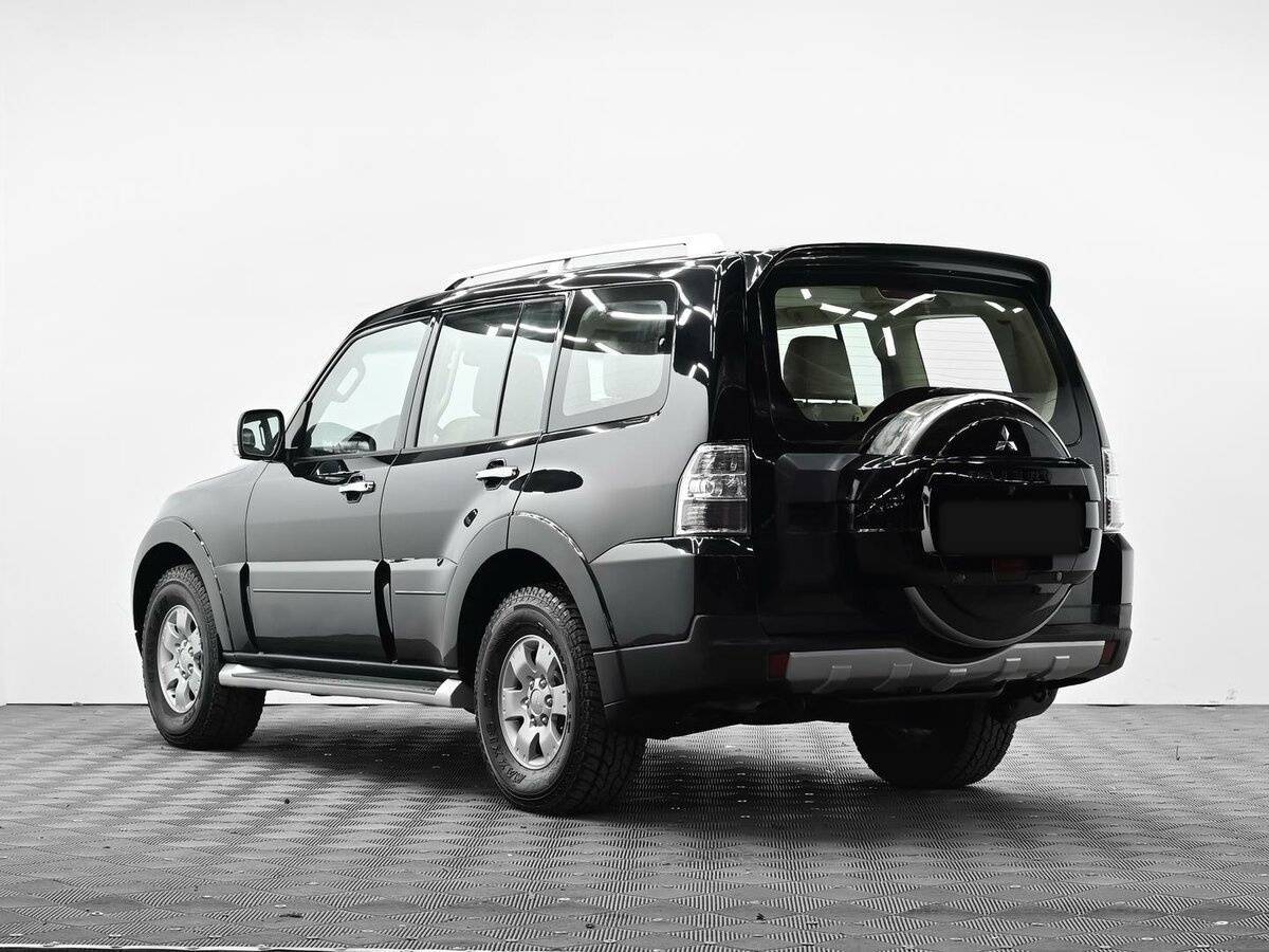 Mitsubishi Pajero с пробегом — 2008 год. Фото: #2