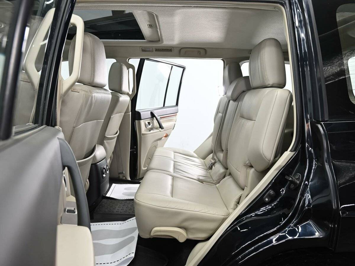 Mitsubishi Pajero с пробегом — 2008 год. Фото: #13